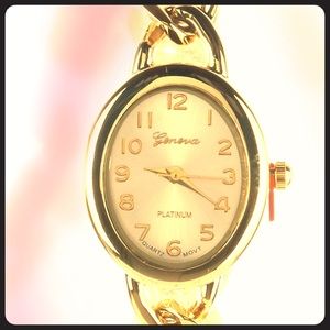 Geneva Platinum Women’s Fashion Watch